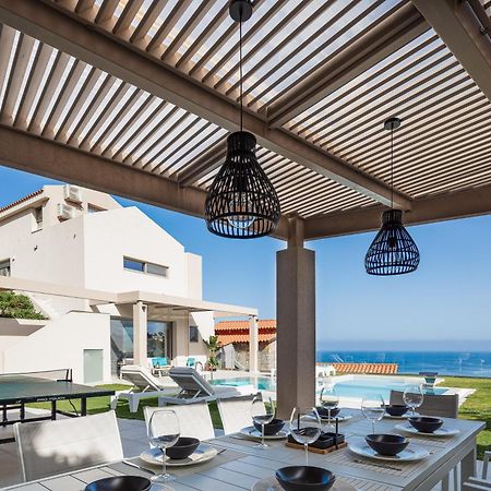 Villa Ligaria Pinnacle Bagian luar foto