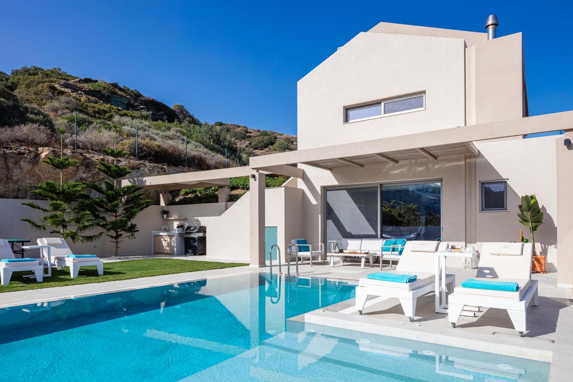 Villa Ligaria Pinnacle Bagian luar foto