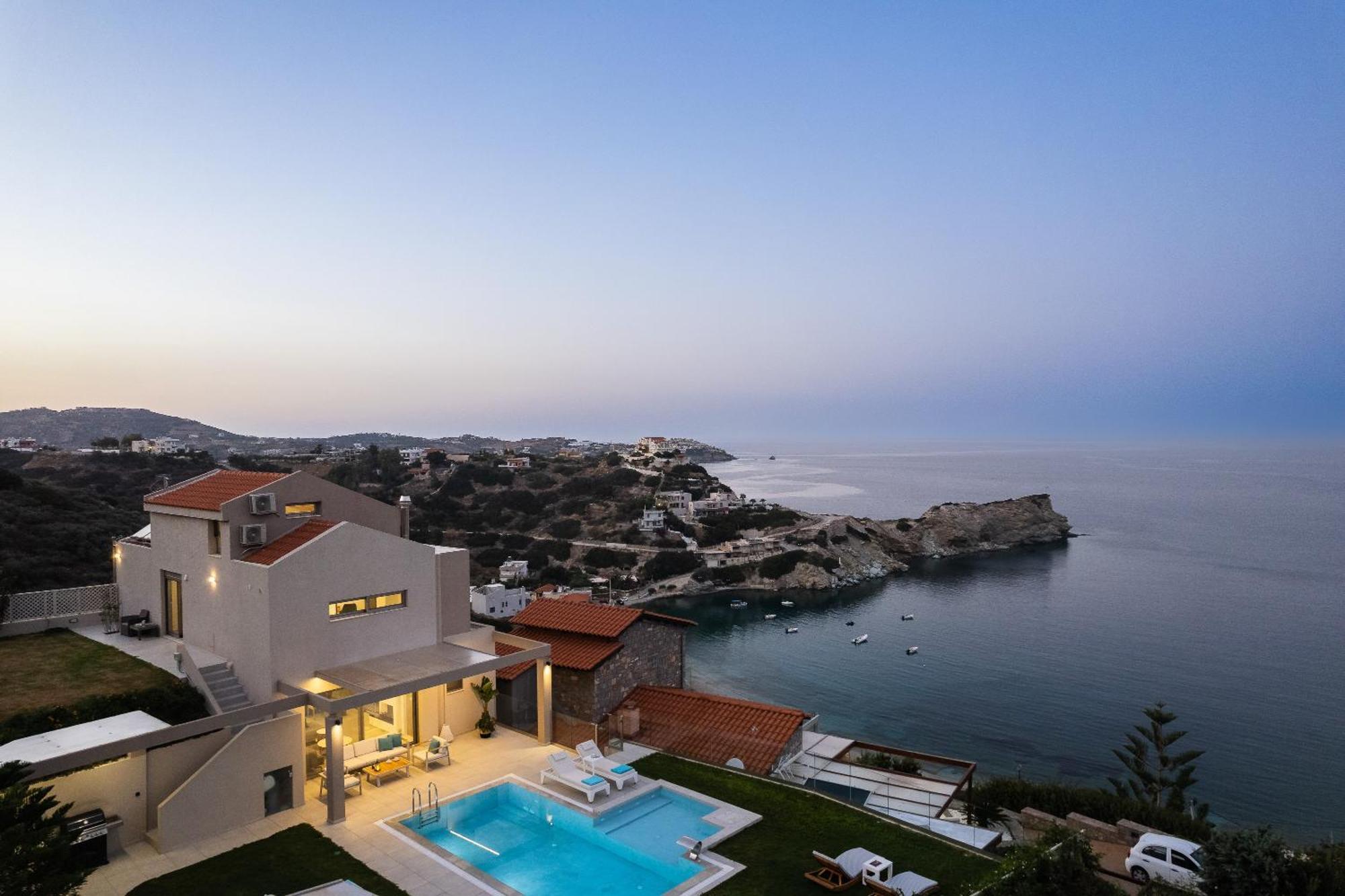 Villa Ligaria Pinnacle Bagian luar foto