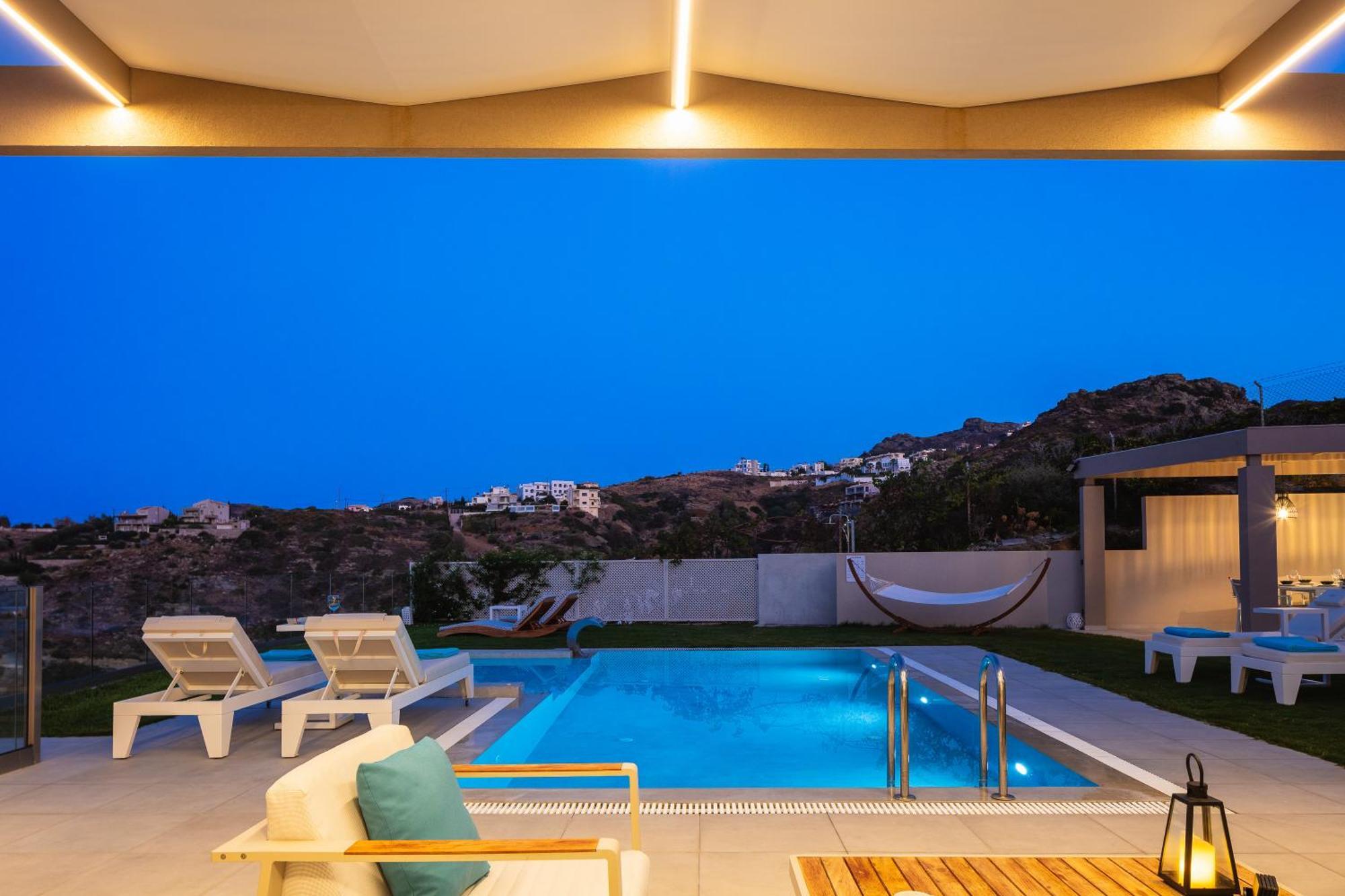 Villa Ligaria Pinnacle Bagian luar foto